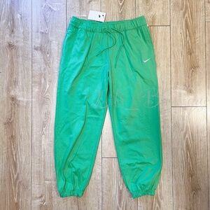 Nike Women Sportswear NSW Easy Joggers Pants DM6419-363 Spring Green NWT Size L
